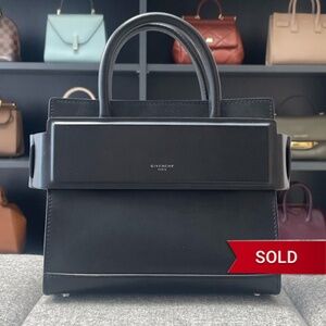 GIVENCHY Horizon Mini Black Quiet Luxury